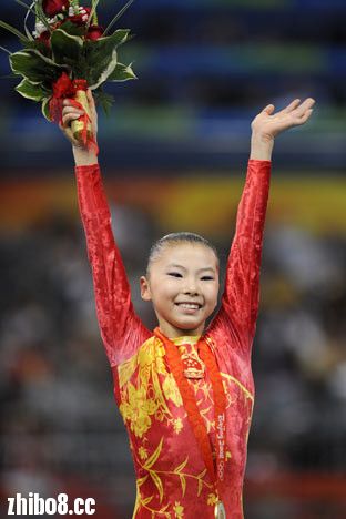 何可欣 体操女子团体 杨伊琳,程菲,邓琳琳,江钰源,何可欣