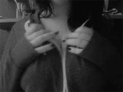 e8324114jw1efdqutq46tg206y058n85.gif