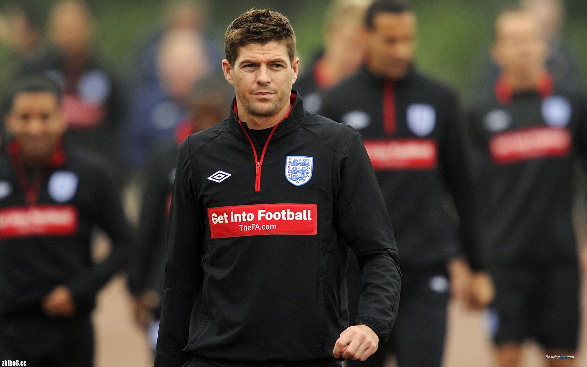 steven-gerrard-desktopsky-96442.jpg