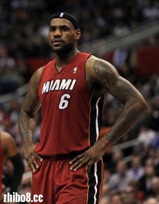 全球体育明星在facebook和twitter的粉丝排行榜