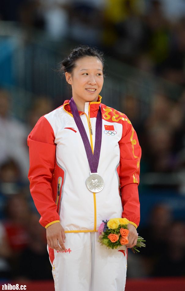 女子柔道63公斤级 徐丽丽摘得银牌 男子4×200米自由泳 中国4x200自