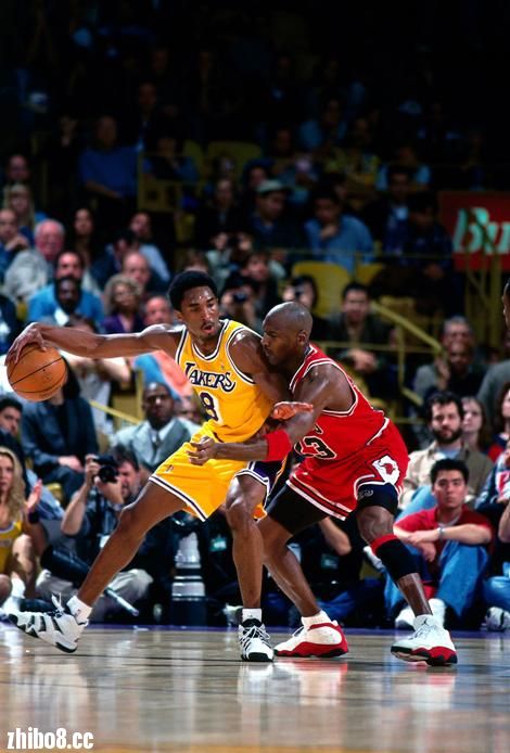 不老飞侠科比34岁生日快乐!34张图片回顾飞侠职业生涯!