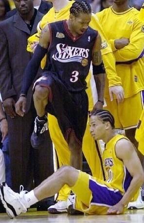 四,泰伦卢:胯下之辱