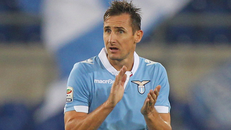 克洛泽:比赛踢得少难出状态 但不会离开拉齐奥