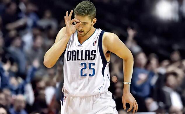 帕森斯现在是要先发还是替补