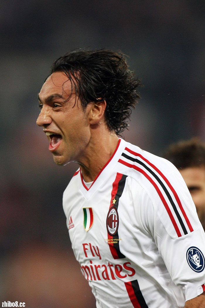 内斯塔37岁生日快乐 13图忆优雅铁闸经典瞬间