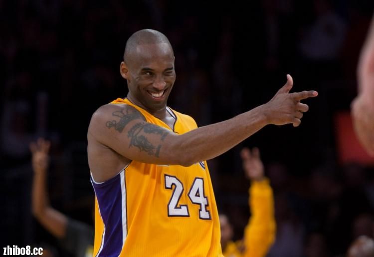 科比不在球场上也是焦点--- 教你打手枪